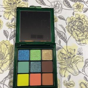 Huda Beauty Wild Python Eyeshadow Palette